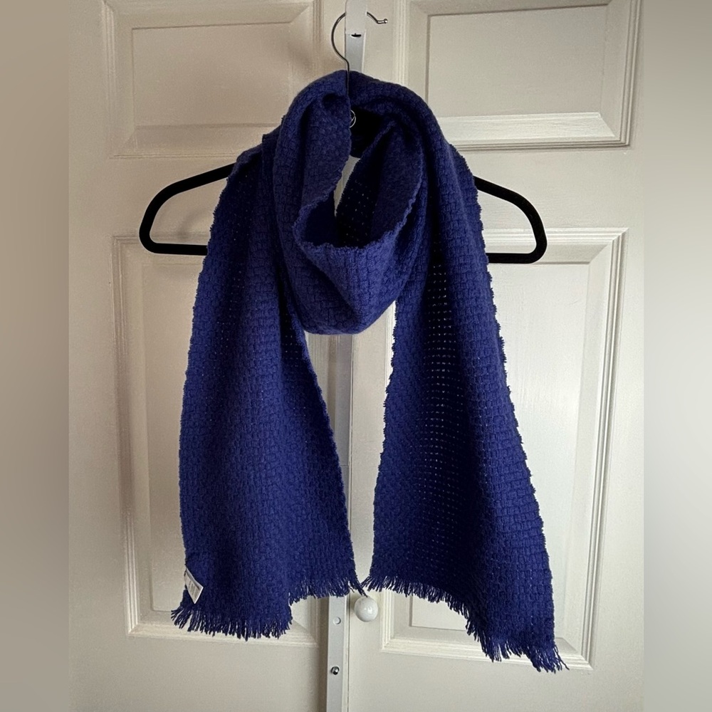 Nordstrom purple cashmere wool blend scarf in purple
